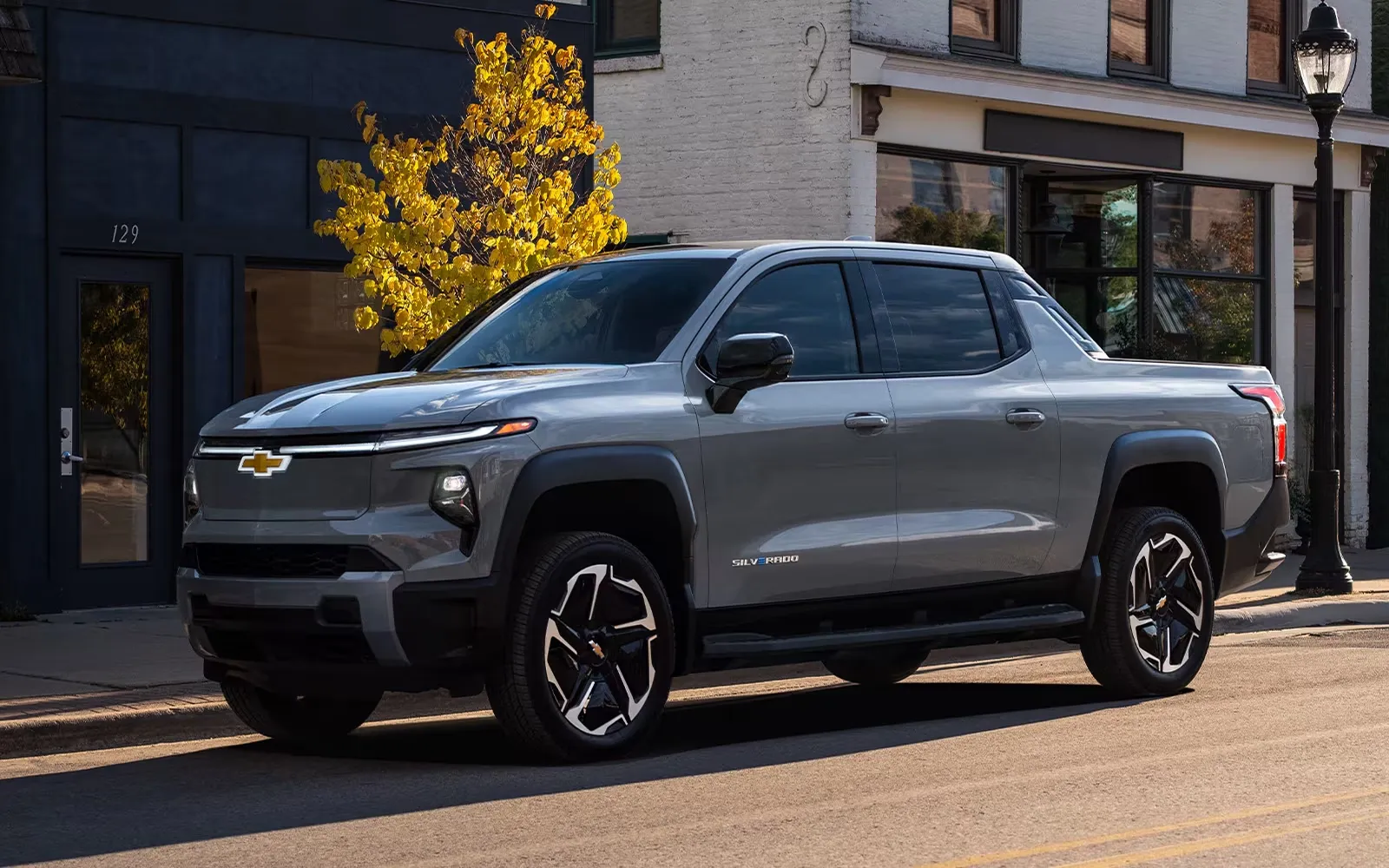 Chevy Silverado 2025: Pricing & Buying Guide